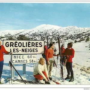 Face Aux Pistes Gréolières-les-Neiges